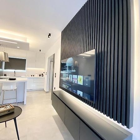 Seafront Apartment By C2C Architects Kalivia Thorikou Экстерьер фото