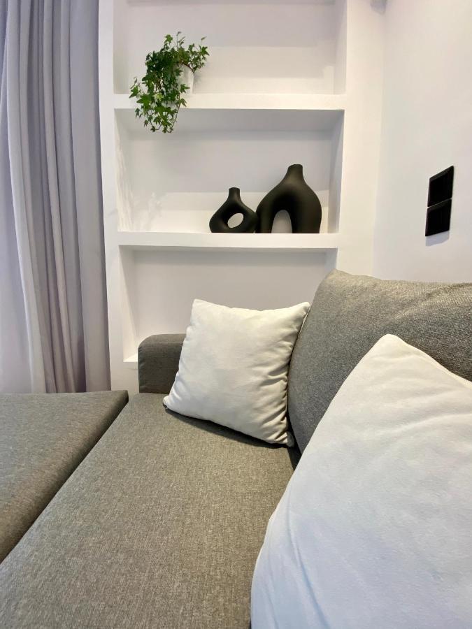 Seafront Apartment By C2C Architects Kalivia Thorikou Экстерьер фото